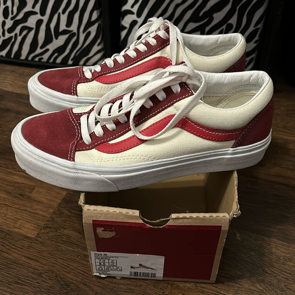 VANS- red and canvas